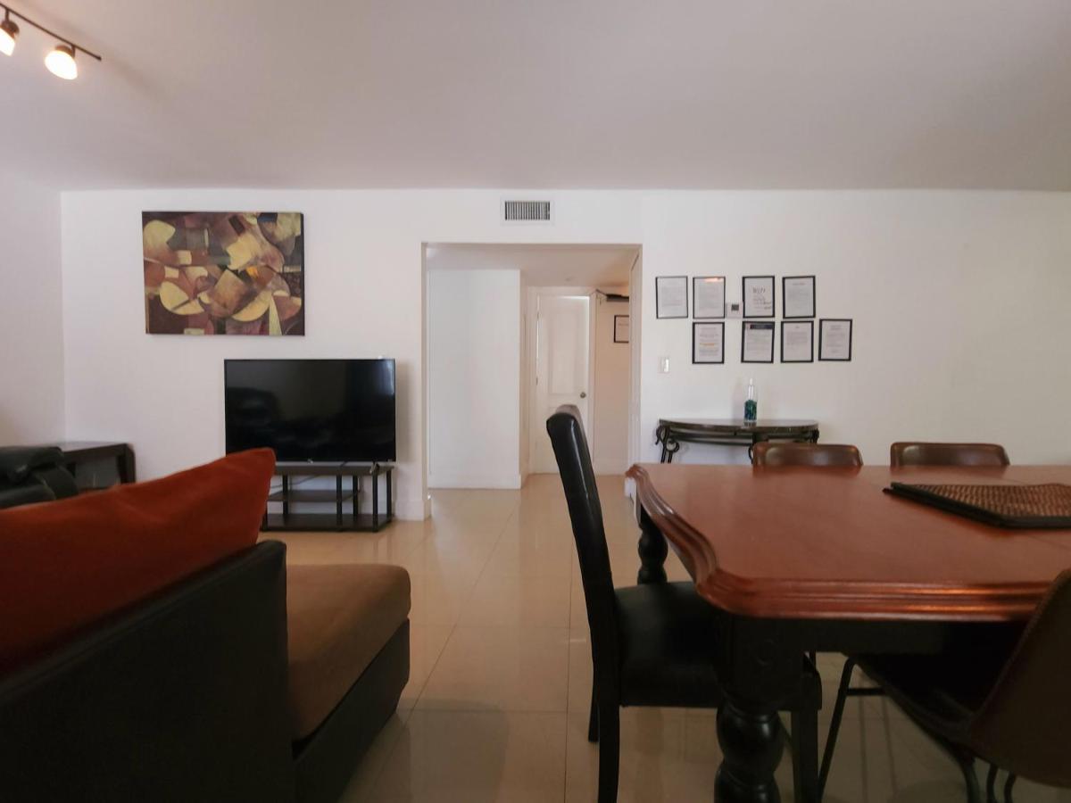 A4 - Endless Summer Rentals - Downtown Apartment Near Park, Ports, And Beach Fort Lauderdale Exterior foto
