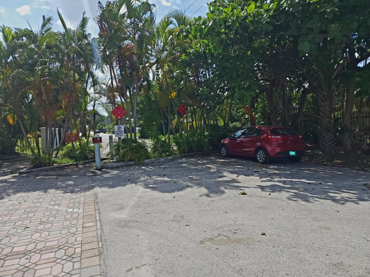 A4 - Endless Summer Rentals - Downtown Apartment Near Park, Ports, And Beach Fort Lauderdale Exterior foto